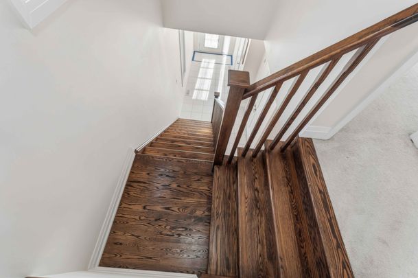 For Lease - 6679 Cropp Street, Niagara Falls, Ontario - Photo 1