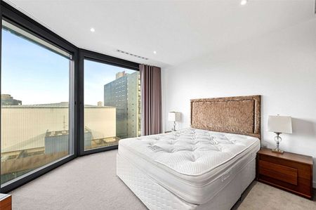 One bedroom flat with canal views. - Photo 5