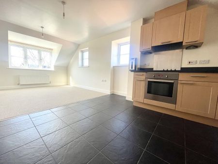 2 bedroom flat to rent - Photo 3