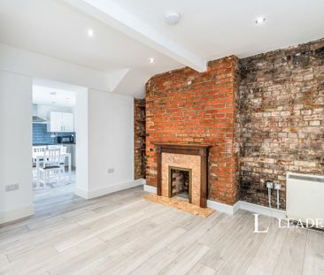 1 bedroom flat to rent - Photo 2