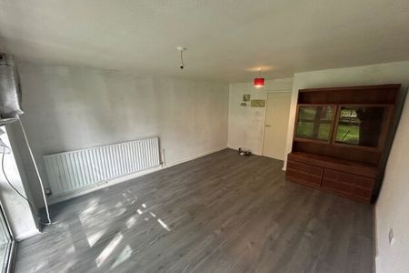 Grove Park, L8 - Photo 2