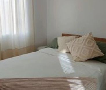 Piso de alquiler en Calle Nicolás Monche López, 5, Miller - Photo 5