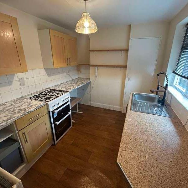 Shobnall Road, Staffordshire, Burton Upon Trent, DE14 - Photo 1