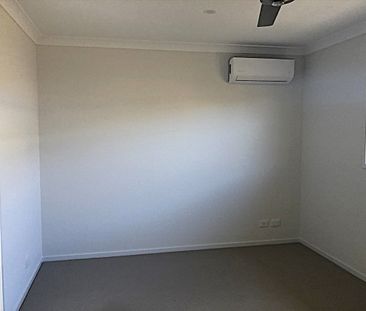 Family Home In Camelot Estate! - Photo 2