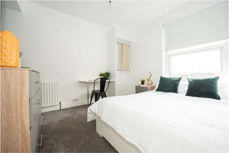 6 bedroom house to rent - Photo 4