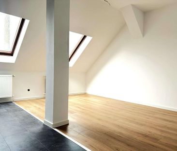 Außen Gründerzeit & Innen Neubau I neue Einbauküche I modernes Bad ... - Foto 1