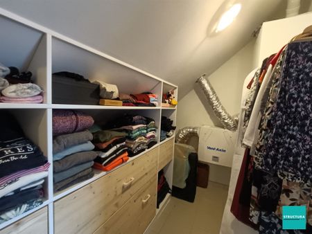 VOLZET: Gerenoveerde twee slaapkamer woning in de dorpskern van Ossel - Photo 2