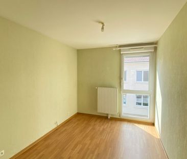 Location appartement T3 82.40m² à Reims (51100) Loyer CC * : 814.67... - Photo 2