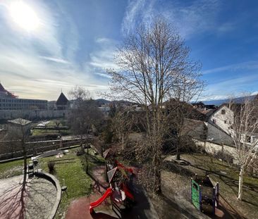 To rent in the heart of Estavayer-le-Lac 3.5 rooms with balcony - Photo 3