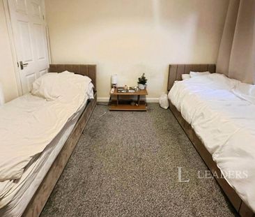 3 bedroom terraced house to rent - Photo 2