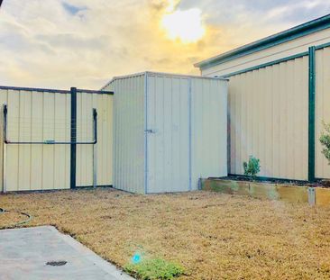 Spacious in great location - Photo 3