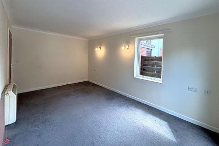 1 bedroom retirement property to rent - Photo 5