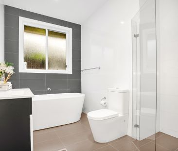 Premium Quality, Prime Location — a Standout Residence !! - Photo 5