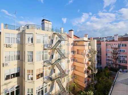 Avenida de Berna, Lisbon, Lisbon 1050-038 - Photo 5