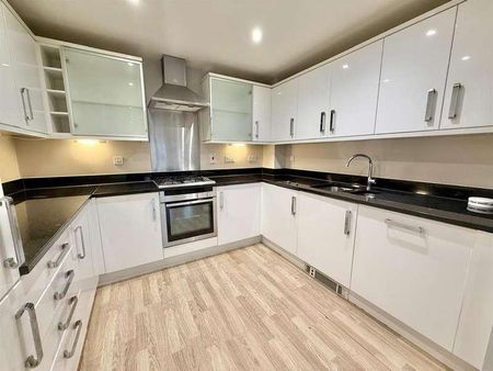 Casel Court, Brightwen Grove, Stanmore, HA7 - Photo 4