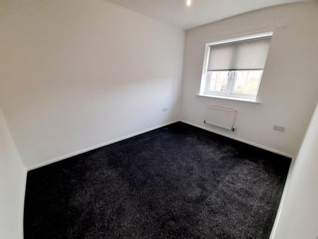 3 bedroom House To Let - Photo 3