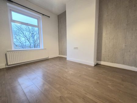 Stoodley Terrace, Halifax - Photo 4