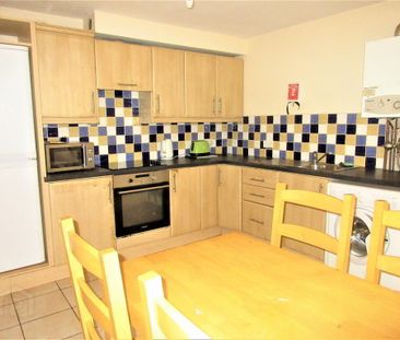 4 Bedroom Apartment, 53b Agincourt Avenue, University Quarter, Belf... - Photo 6