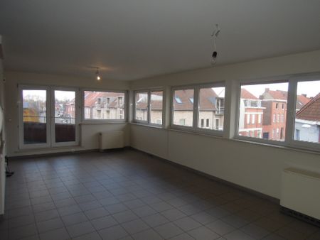 Eenslaapkamerappartement te huur met terras. - Foto 4