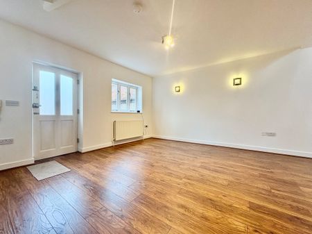 Taverners Way, Hoddesdon - Photo 2