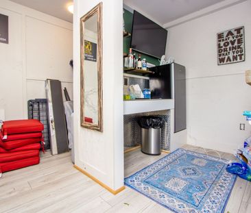 For Lease - 27 Pine Avenue, Mississauga, Ontario - Photo 1