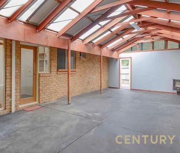 “Spacious 4-Bedroom Family Home in a Quiet Court Location” - Photo 6