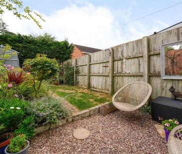 2 bedroom terraced house to rent - Photo 5