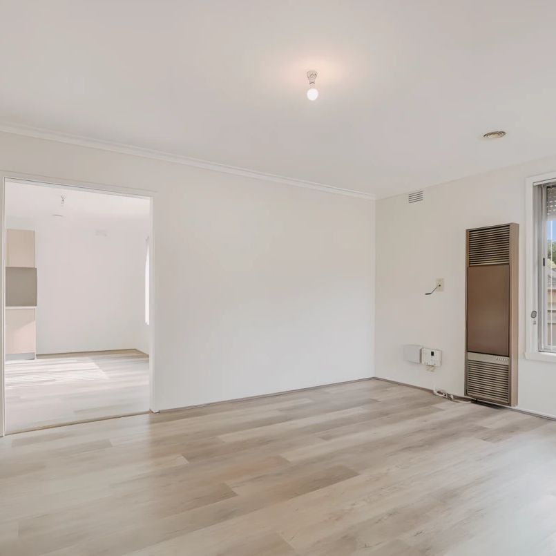 3 Bed, 1 Bath - Photo 1