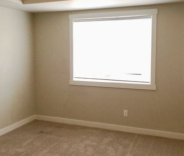 Well Laid Out 2 Bedroom Apartment In Chestermere - Photo 2