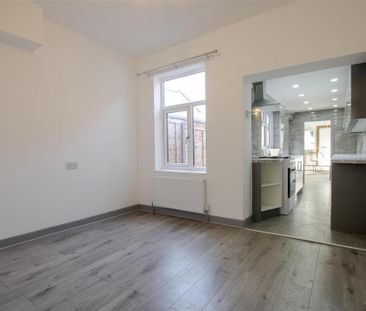 5 bedroom house to rent - Photo 1