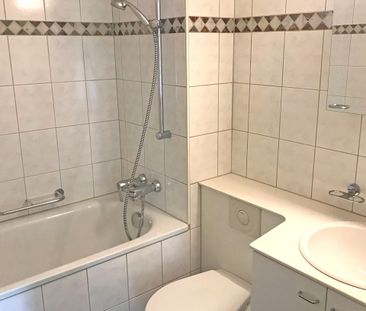 Zentrale Lage und trotzdem im Grünen gelegen - Photo 6