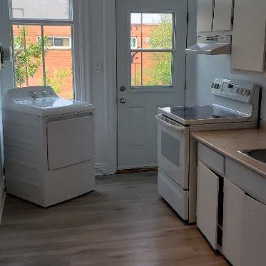 3 1/2 Métro Pie IX/Stationnement privé disponible - Photo 1