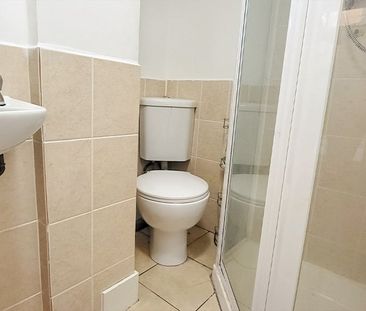 Studio Flat, High Street, N8 - Photo 6