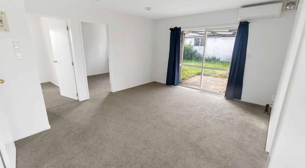 Freshly updated 3 bedroom home in prime Papatoetoe location! - Photo 1