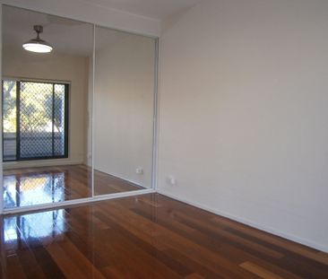 Renovated Two Bedroom Unit + Large Garage - Photo 5