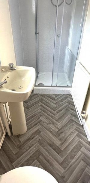 4a Scrimshires Passage - Photo 1