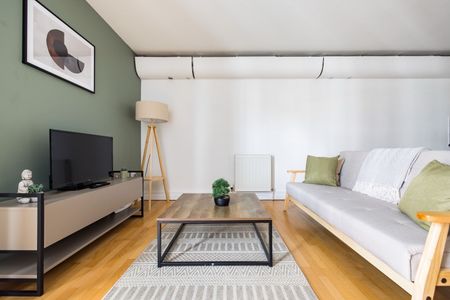 1 Bed Flat, Bentley Road, N1 - Photo 5