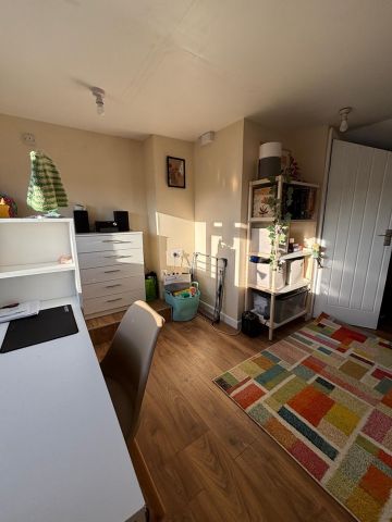 Room in a Shared House, Conley Road, NW10 - Photo 2