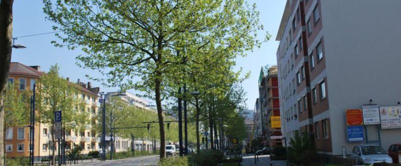 City-Residence: Möbliertes Apartment mit Balkon, zentral in Offenbach - Photo 1