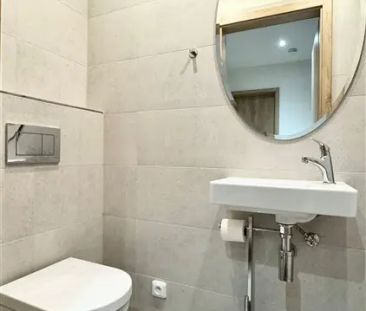 Pronájem bytu 2+kk s balkonem a garážovým stáním, Jesenice u Prahy - Photo 1