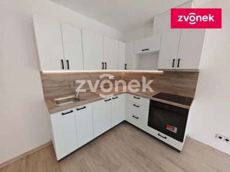 Pronájem bytu 1+kk, Otrokovice, od července - Photo 2