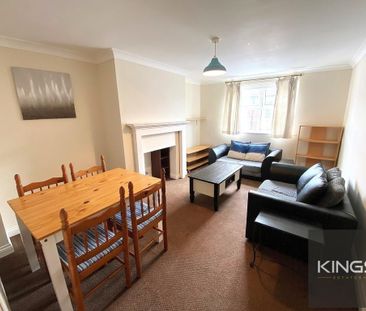 4 bedroom terraced house to rent - Photo 1
