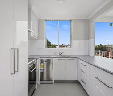 Sandy Bay Gem With Amazing Views Awaits You! - Photo 4