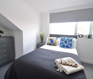 Professional Houseshare GL1 Room 4 - Photo 5