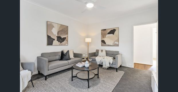 Private Rear Unit Offering Comfort & Convenience - Photo 1