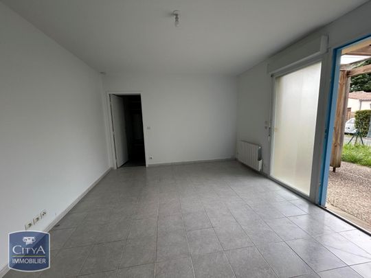 Location Appartement 2 pièces 39m² THENAC 17460 - Photo 1