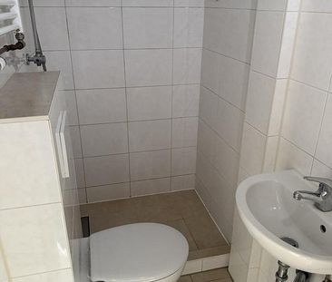 BEFRISTET bis 30.04.26: Wohnung im 1. OG von Privat - 2-Zimmer-Wohn... - Photo 1