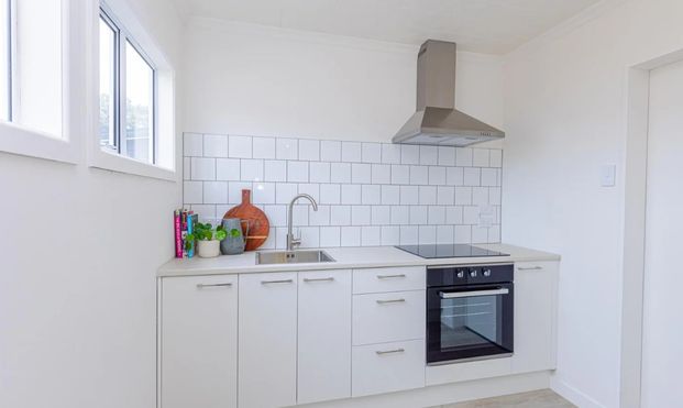 Castlecliff - 1 Bedroom - Photo 1