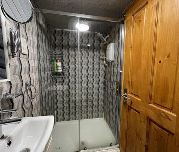 4 bedroom house to rent - Photo 2