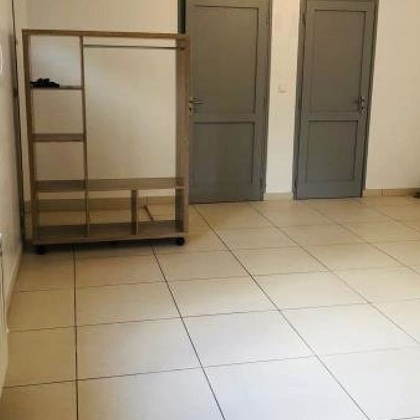 Location Appartement 2 pièces 44 m2 à Saint-Quentin - Photo 1